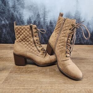 White Mountain Quilted Dorsett Lace-Up Heeled Bootie | Women's 10M